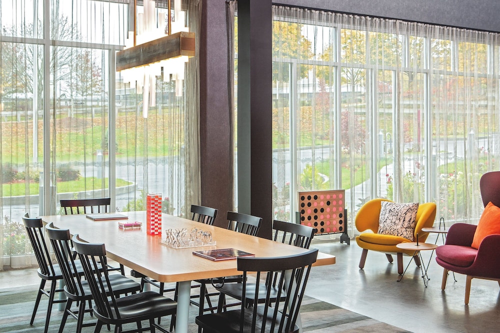 Aloft Framingham - Property Image 9