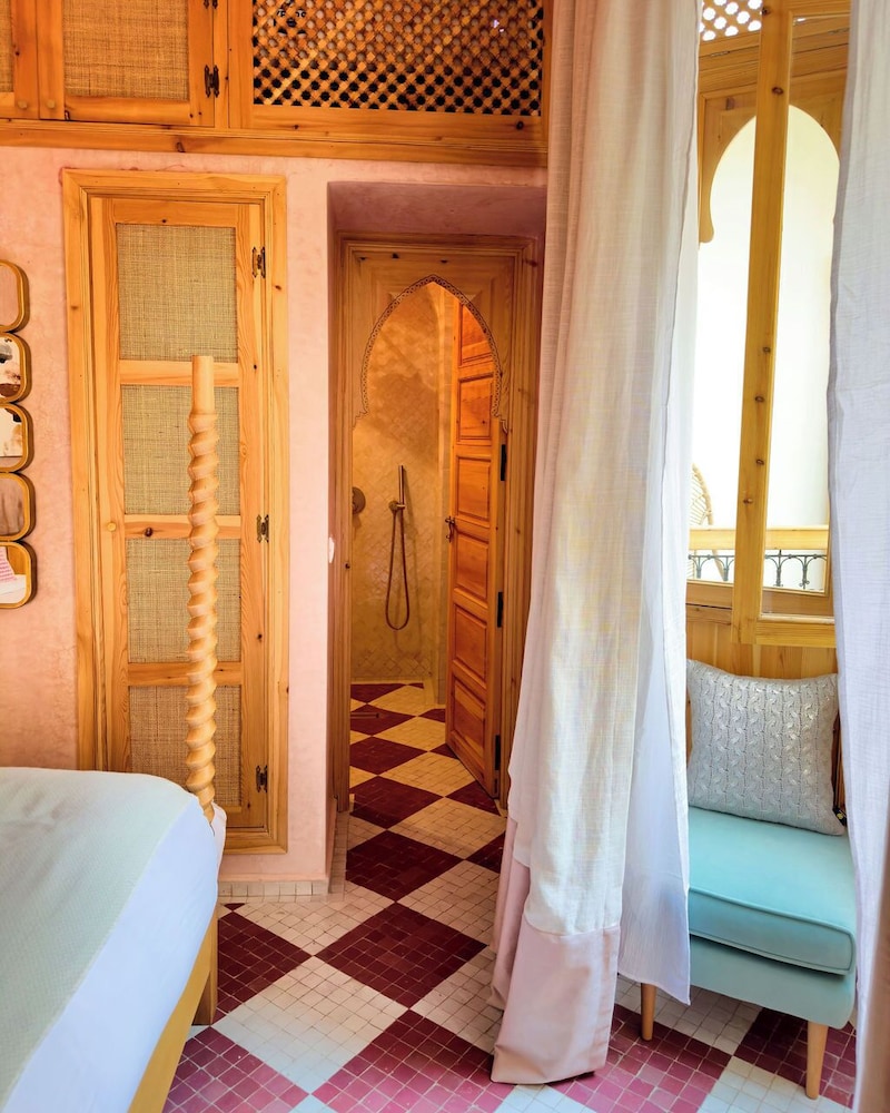 Riad LallaBaya