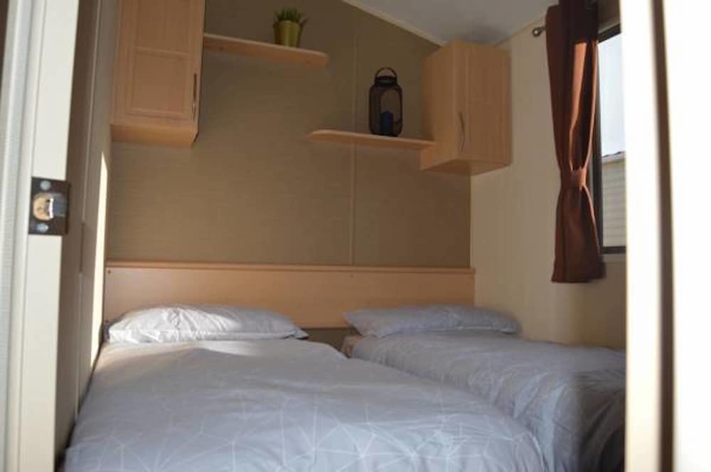 Luxury 3 Bed Caravan Lakes - Haven Site