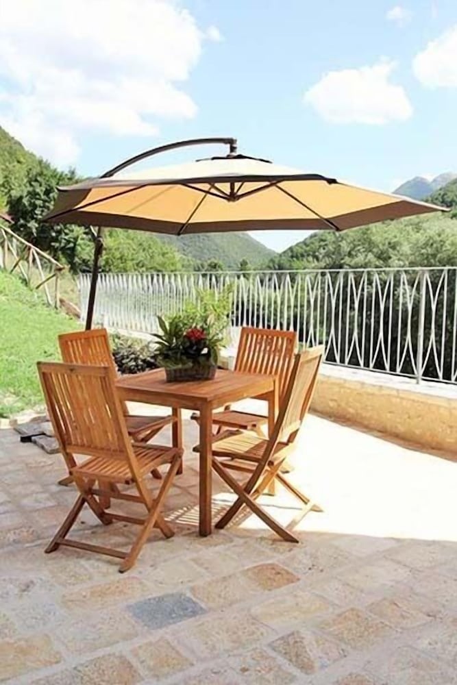 Agriturismo Casale la Palombara