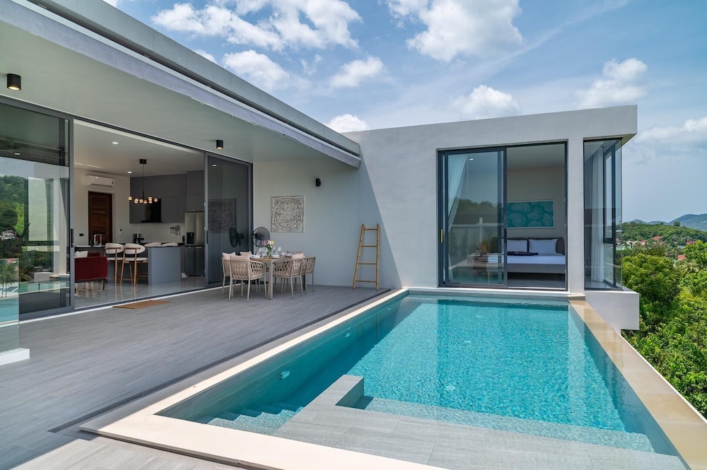 New 3BR Pool Villa in Bophut KBR46