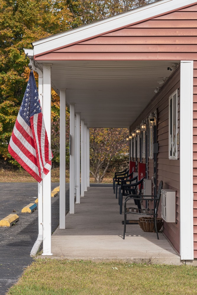 Inn at Octagon Acres