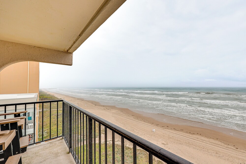 Dogs Welcome: Beachfront South Padre Island Condo