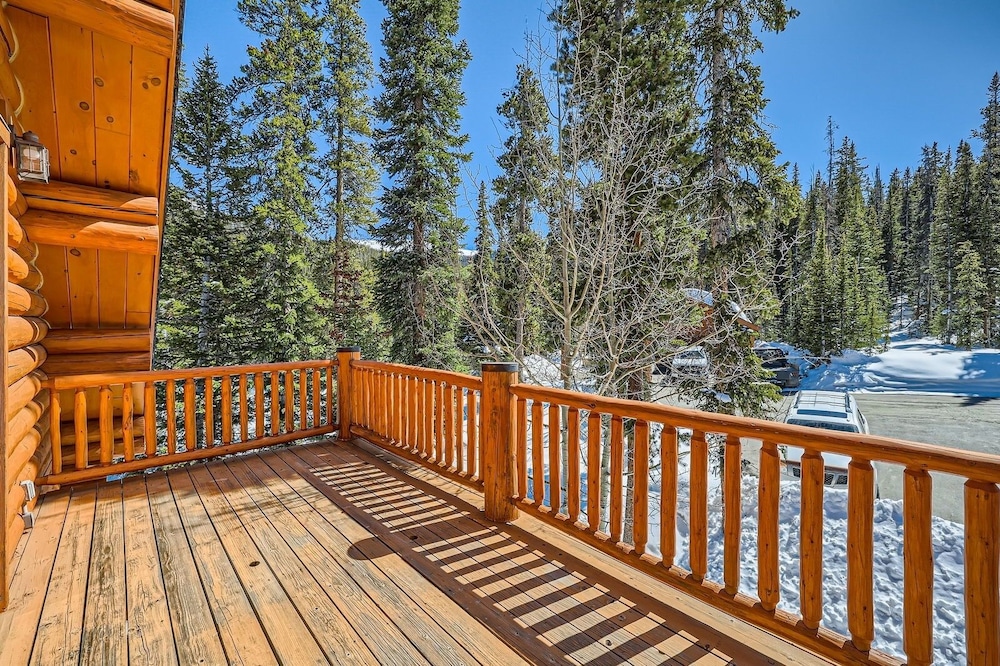 Bridge To Solitude 6 Bedroom Home