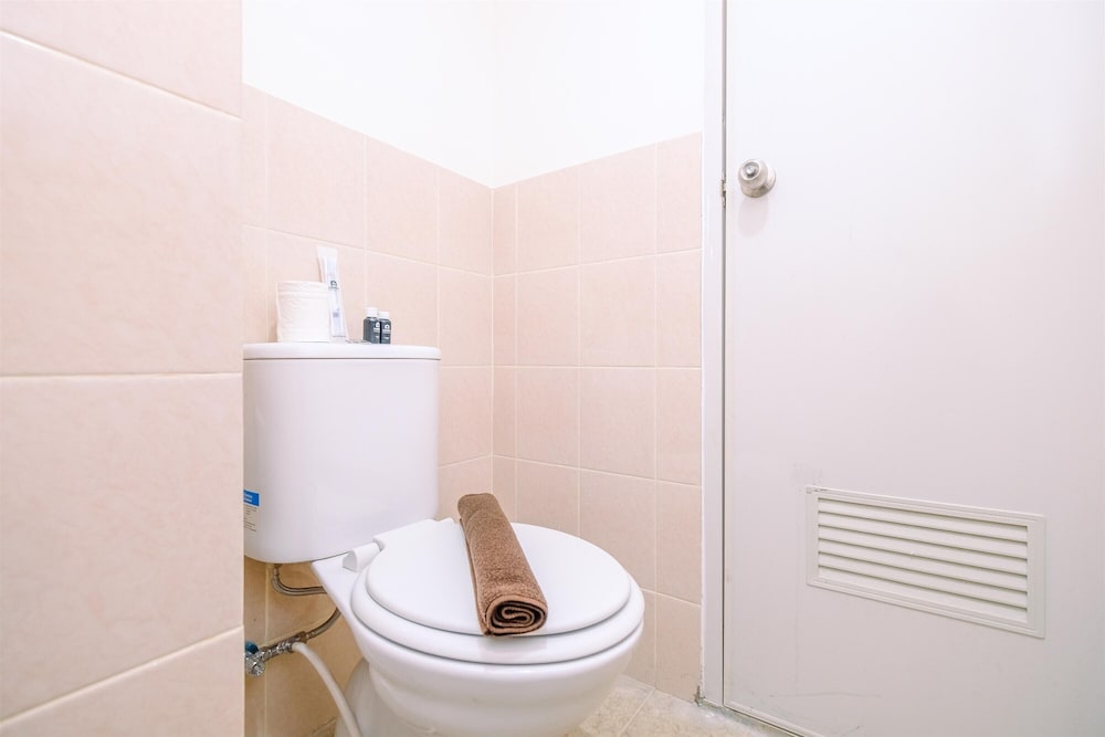 Cool and Warm 2BR at 7th Floor Podomoro Golf View Apartment