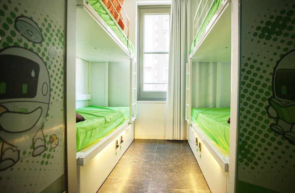 Urbany Hostel BCN GO!