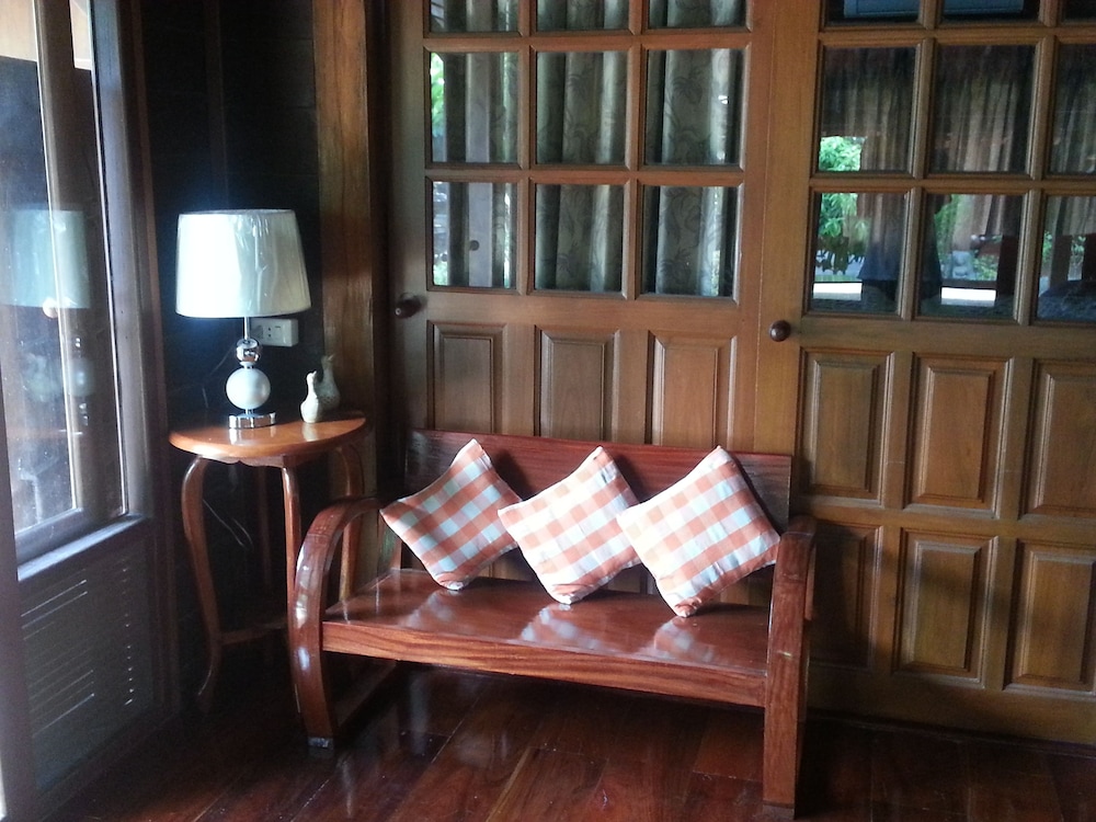 Rim Nam Kong Homestay & Campsite