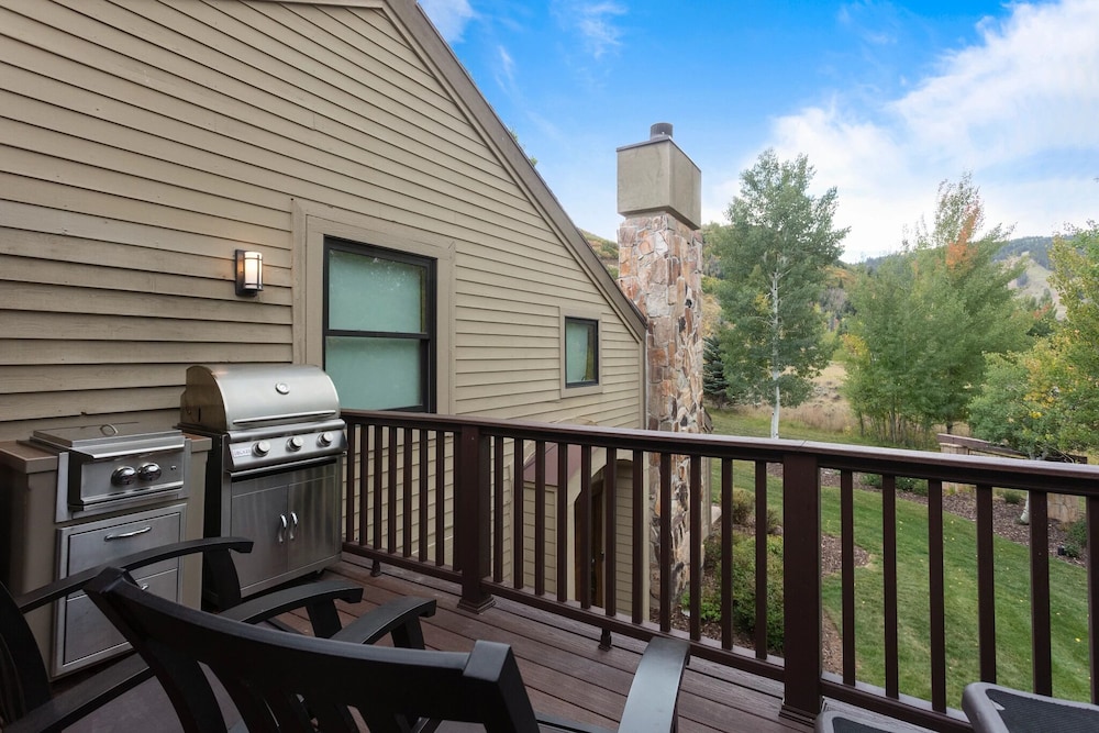 Queen Esther at Deer Valley Resort - Two Bedroom Condo with Hot Tub #2346 2 Condo