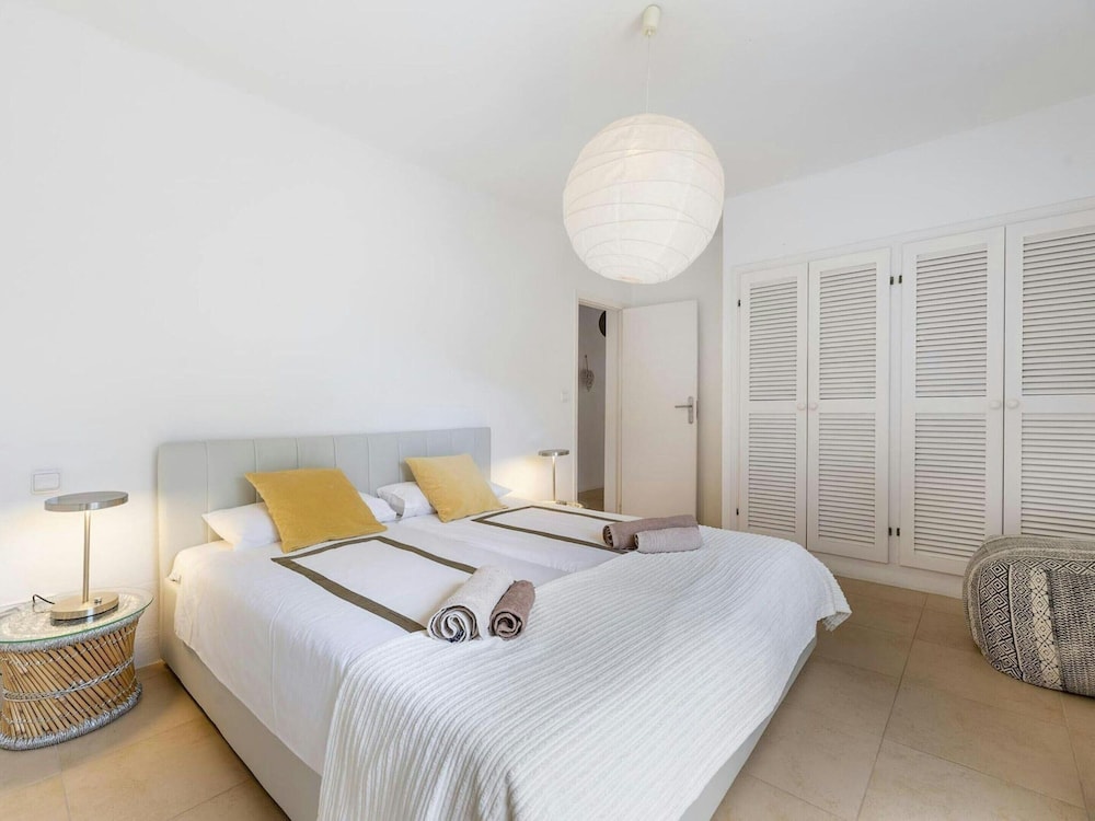 Holiday Home With Outdoor Barbecque