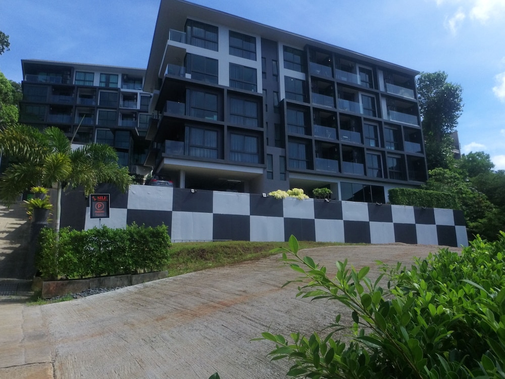 A202 - One Bedroom Partial Seaview Serviced Apartment, Ao Nang Beach