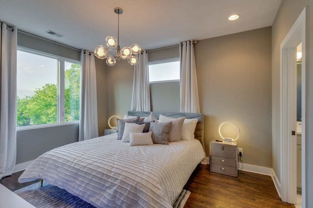 Nashvegas 13 Beds Rooftop Views Mins to Broadway