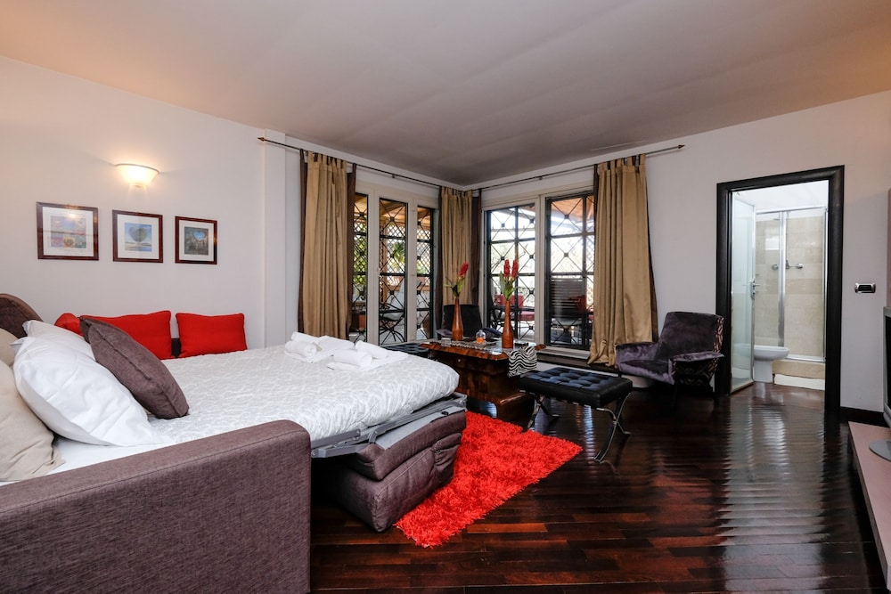 Amazing Penthouse by Caracalla