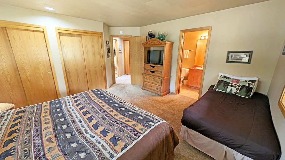 Foursome 2 4 Bedroom Home