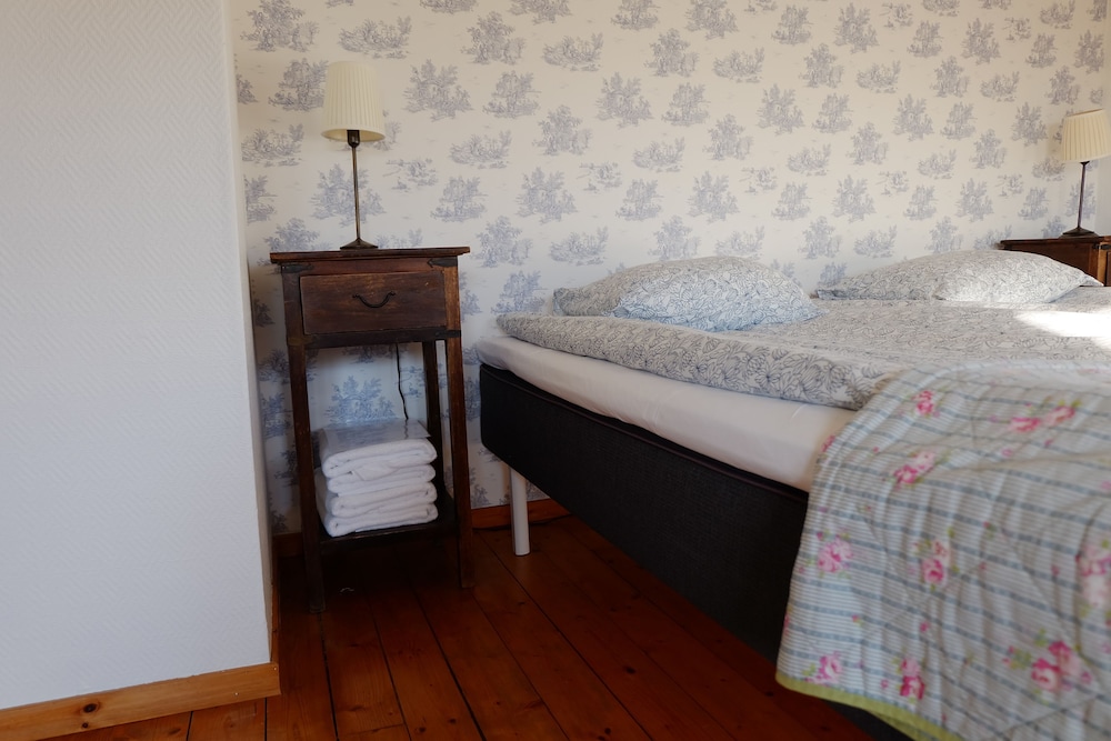 Landet Bed and Breakfast