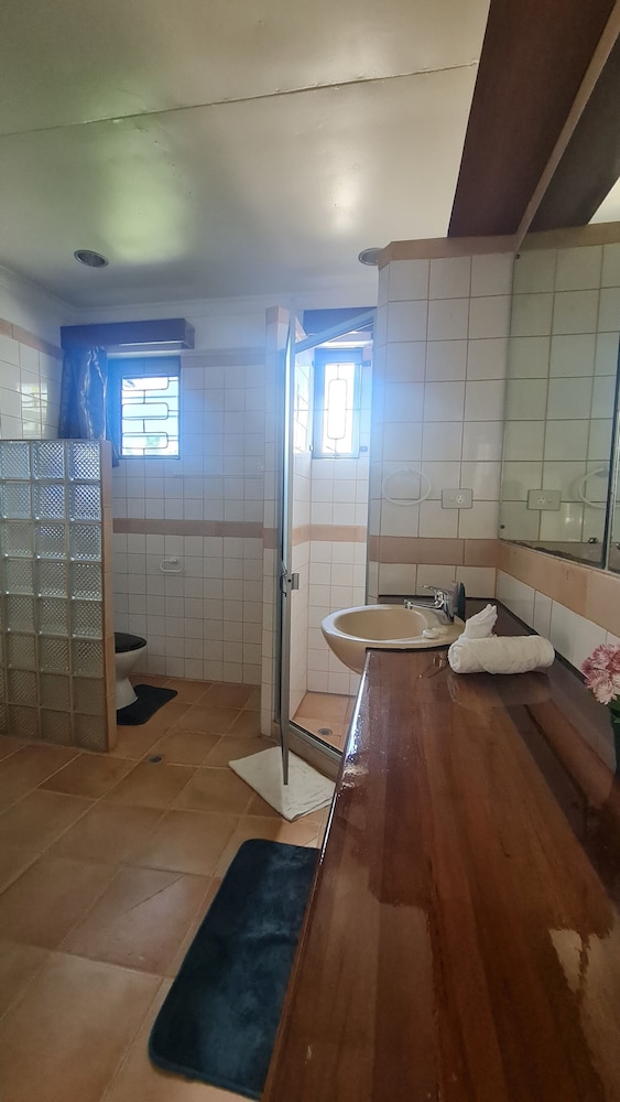 Axis Apartments