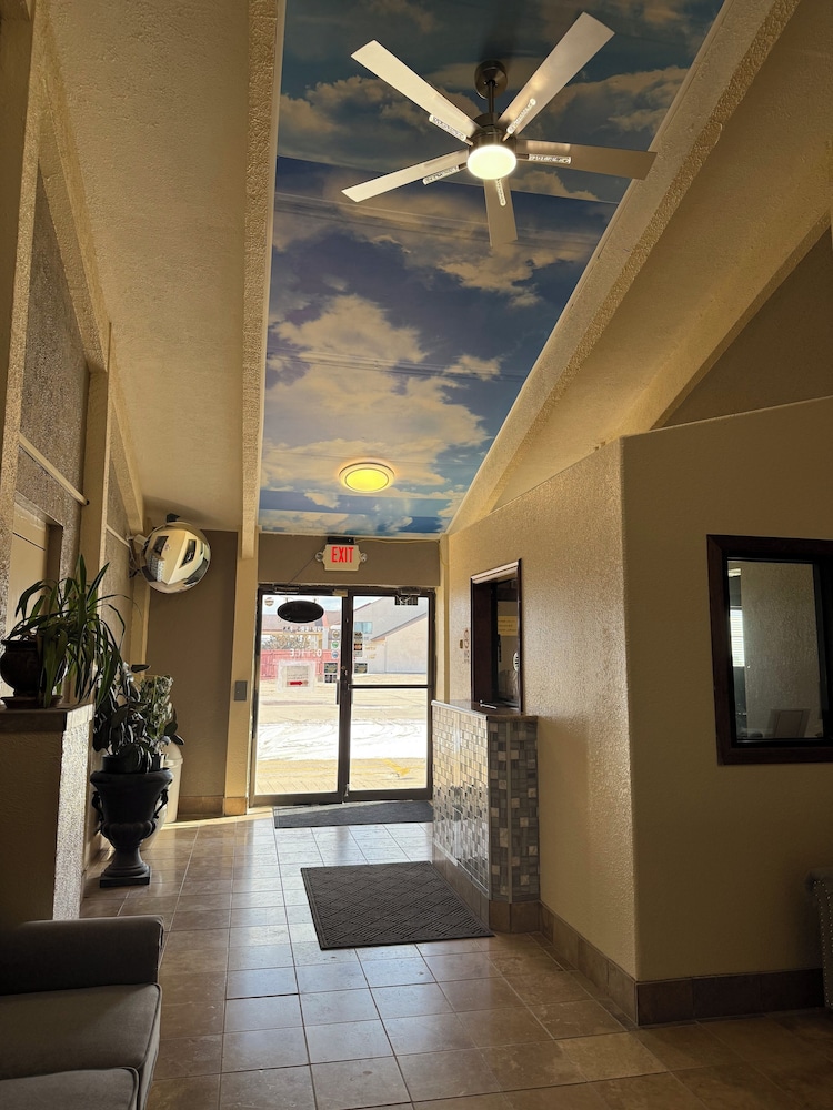 Peddlers Inn Motel
