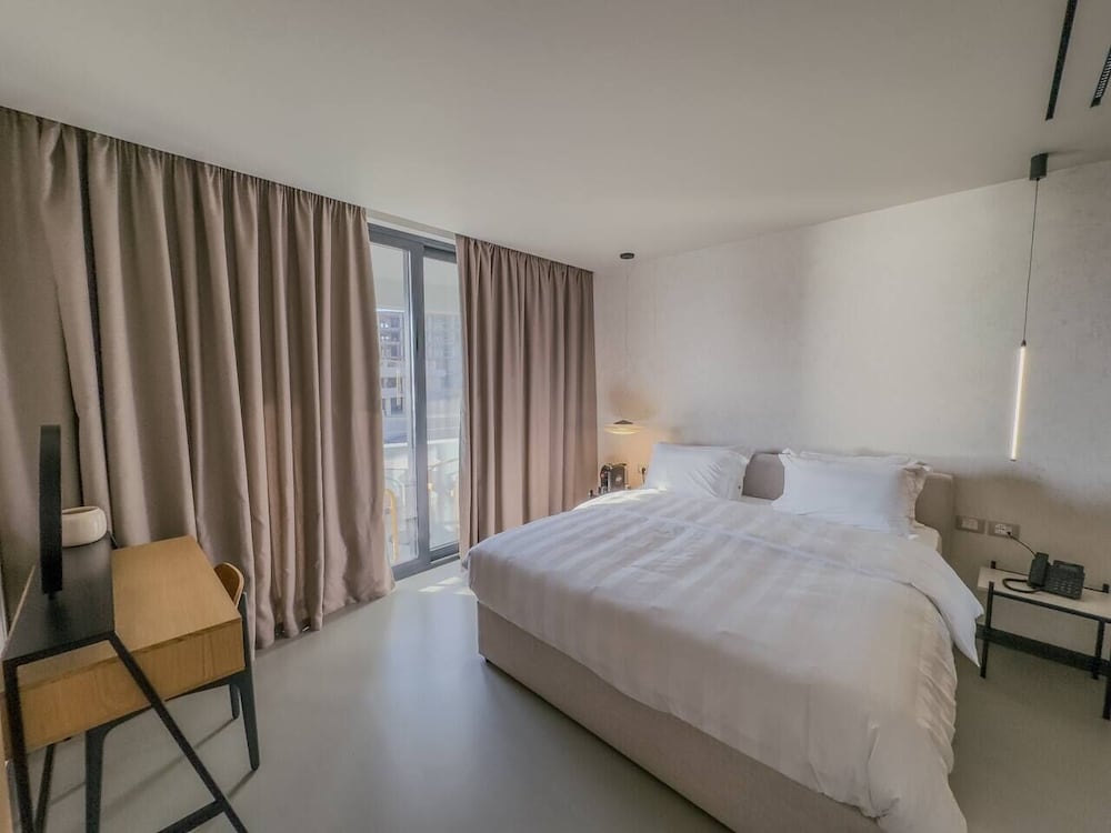 Zins Luxury Rooms 06