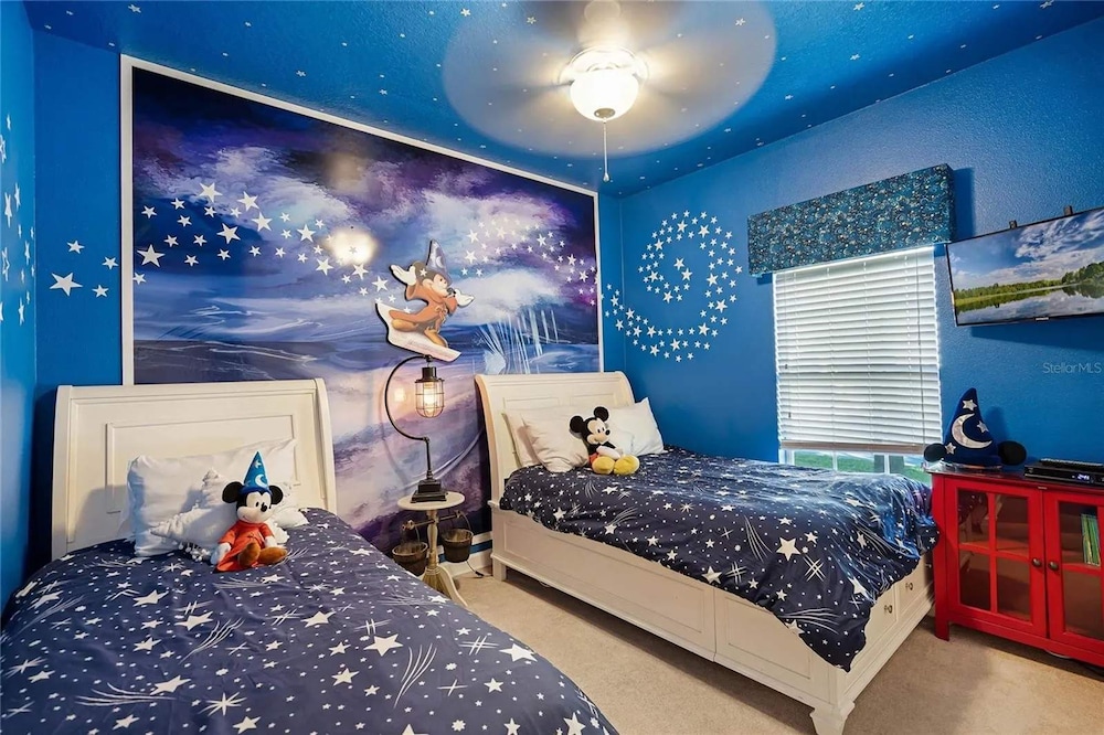 Themed 5Bd Paradise Palms Close to Disney w Pool 8951