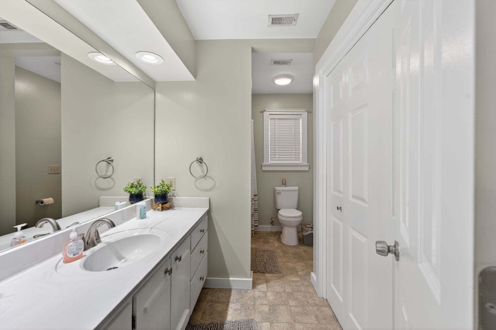 Healing Adventures Wellness Retreat 3 Bedroom Home