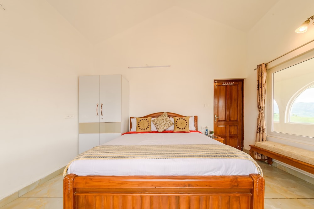 Emerald Stays Ooty by VOYE HOMES