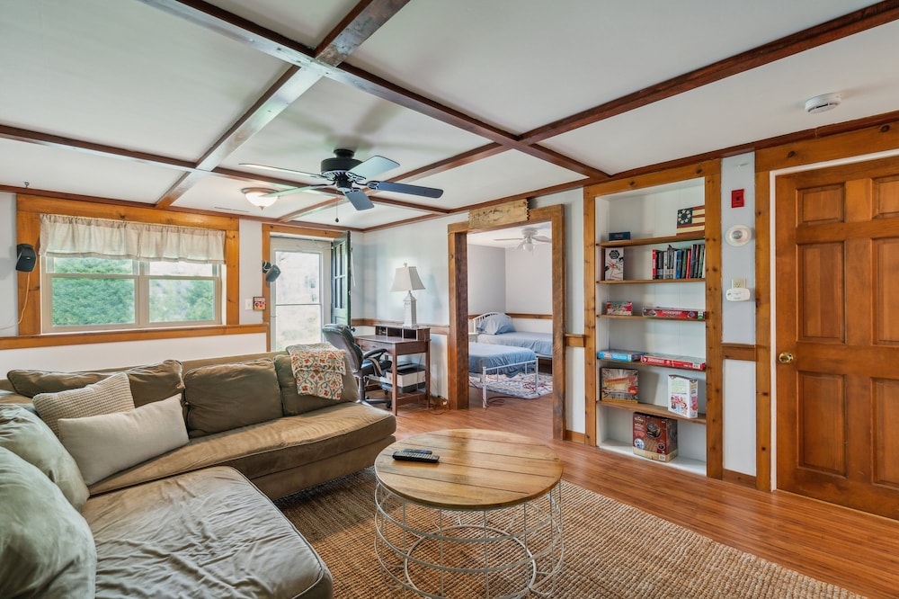 Coastal Comfort With Stunning Harbor Views 3 Bedroom Home