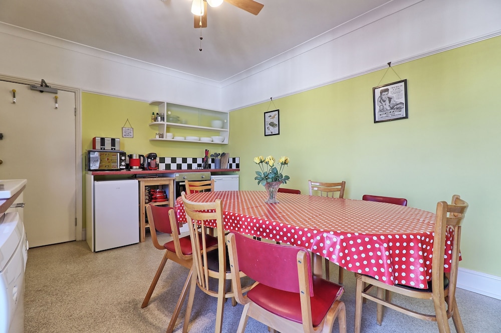 Walton Beach Holiday Lets