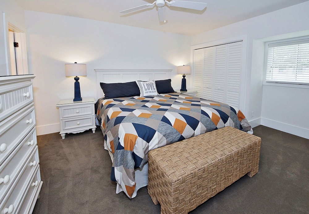 1255 Harbour Town Club at The Sea Pines Resort