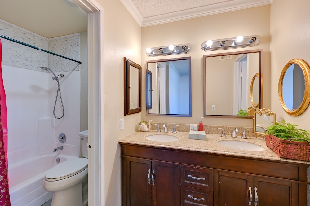 San Diego Vacations - Single-story Chula Vista Home - Private Pool Spa - Property Image 3