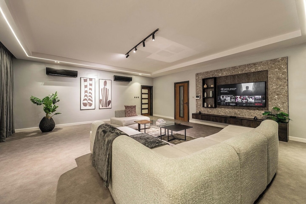 Banora Apartment
