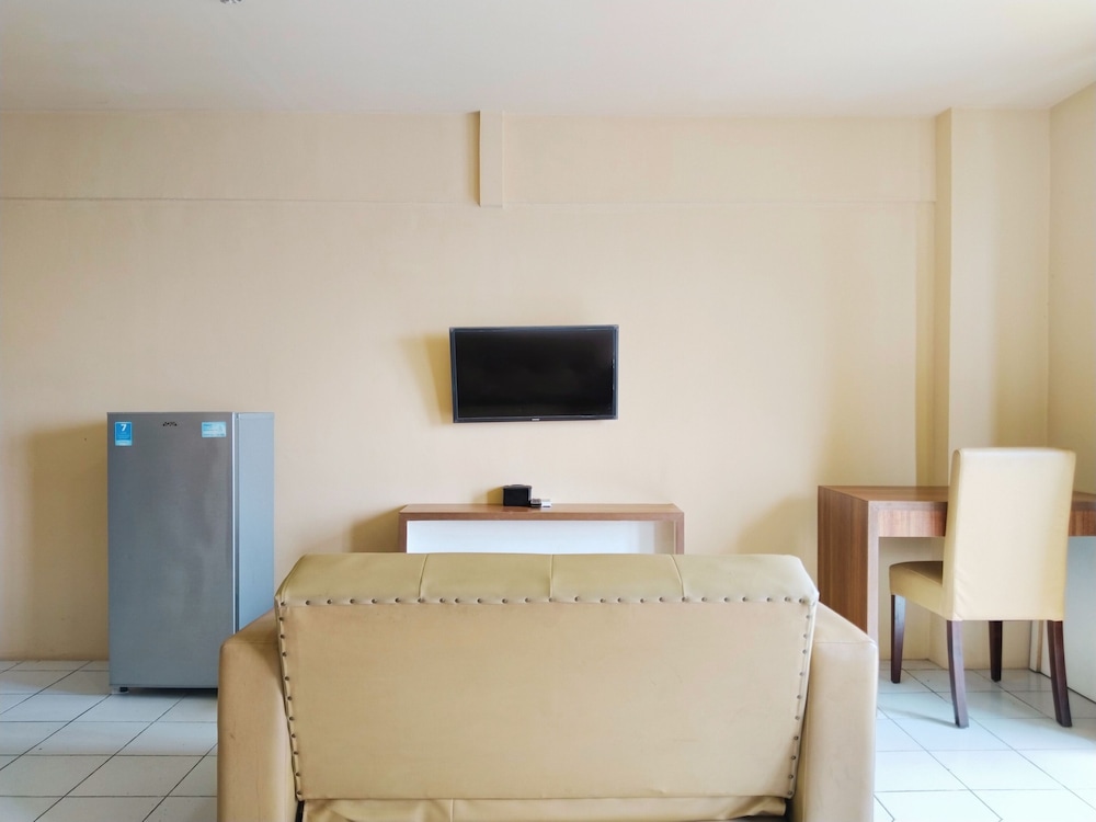 Amerta Room Apartemen Mutiara by Cocotel