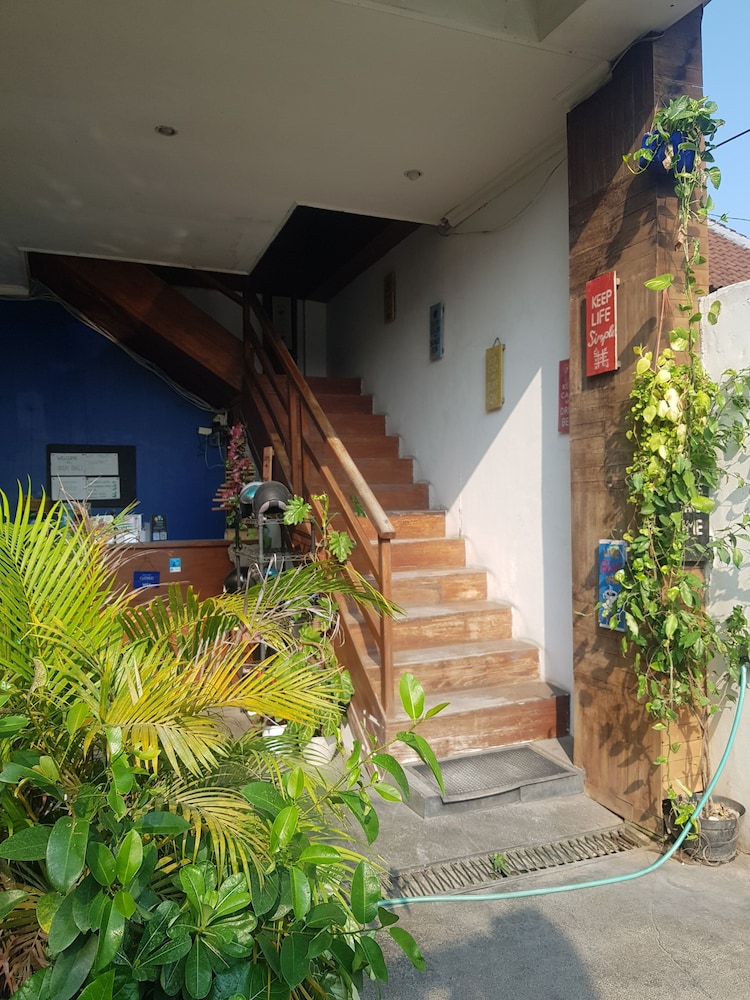 The Moon House for Entrepreneurs