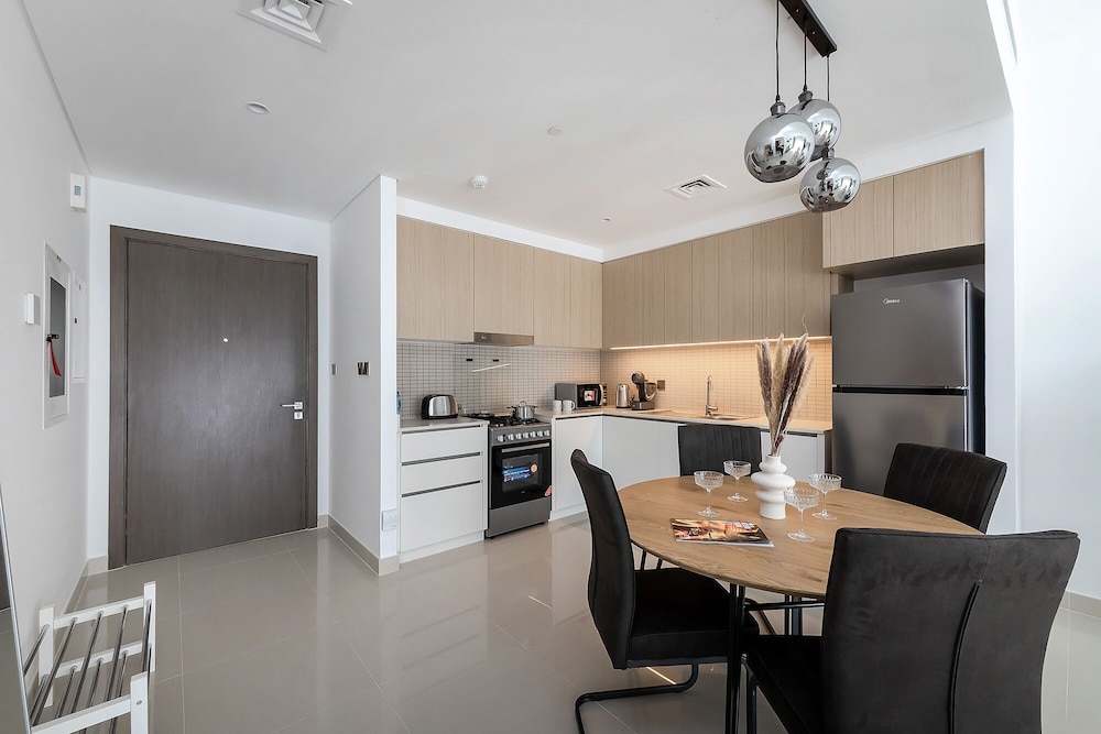 Wonderful Apartments in Icon Bay