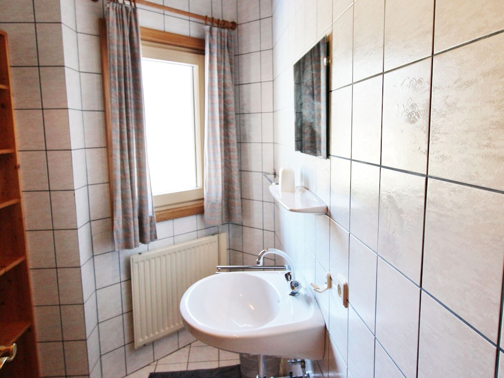 Lovely Apartment in Tropolach With Sauna