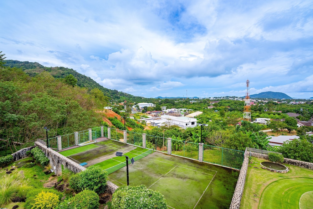 Royal Legacy Golf Villa