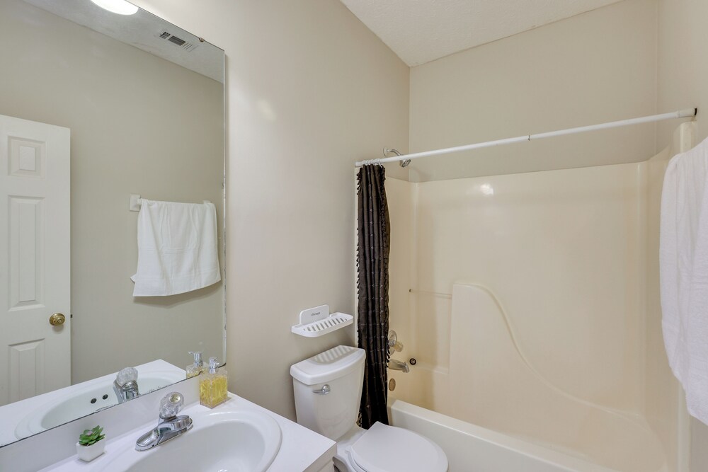 Home w/ Fenced Yard ~ 12 Mi to Dtwn Montgomery
