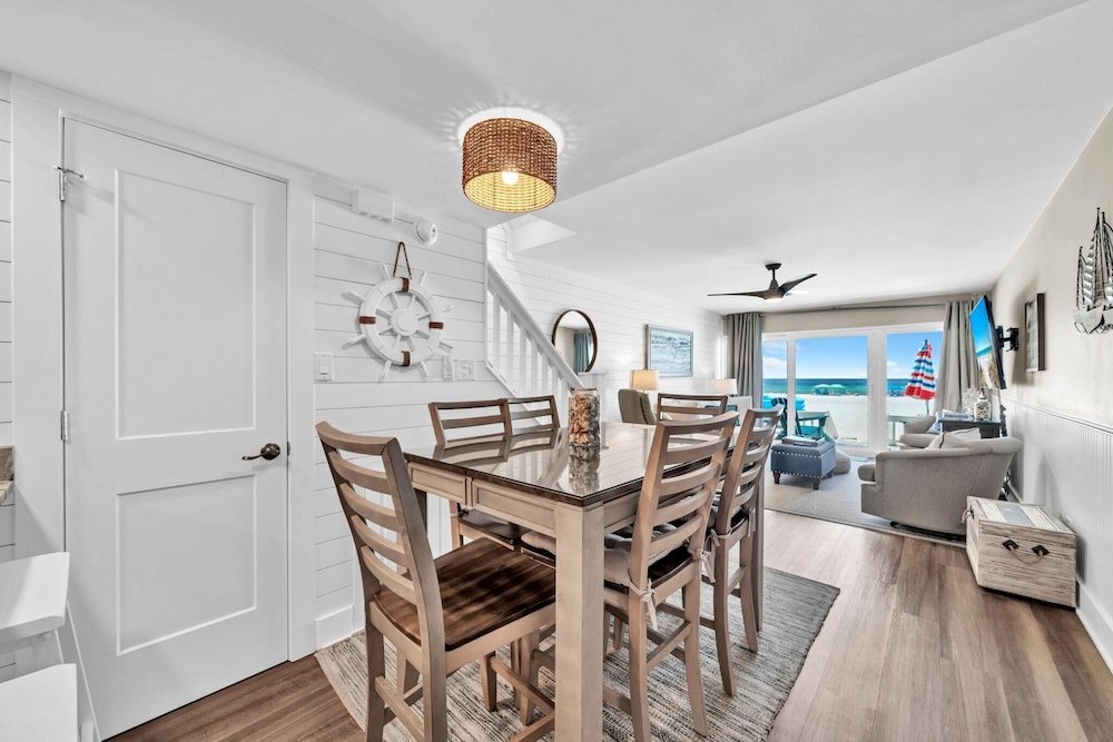 Pirate Cove Villas #111