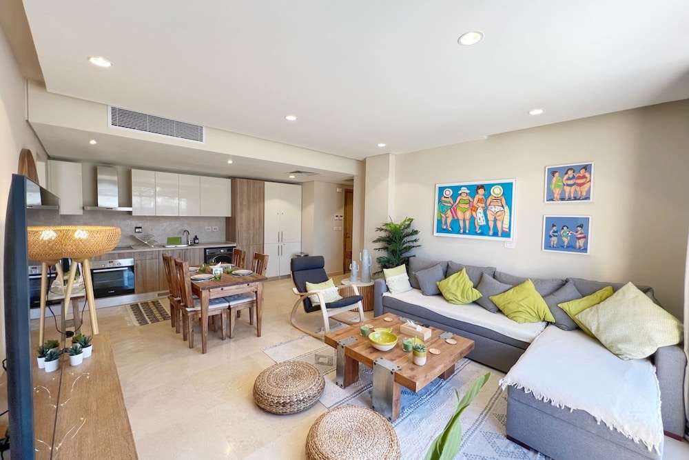 Xuru Stays I Sparky & Summery 2 BDR @ Mangroovy Free Beach & Pool Access
