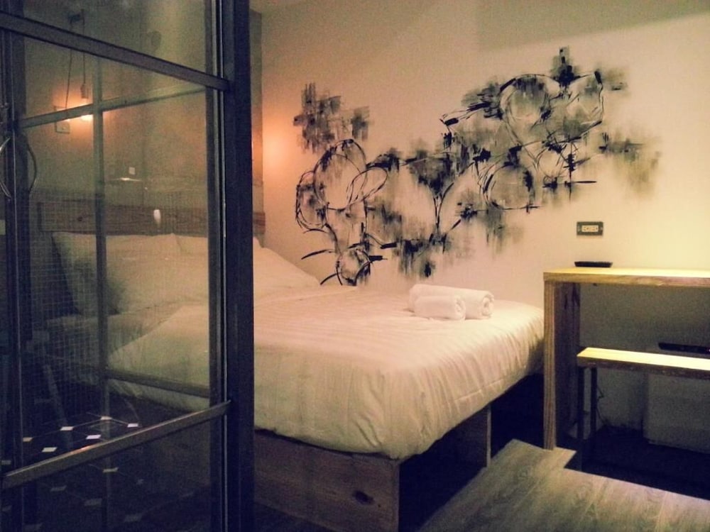 Heyu House Hotel