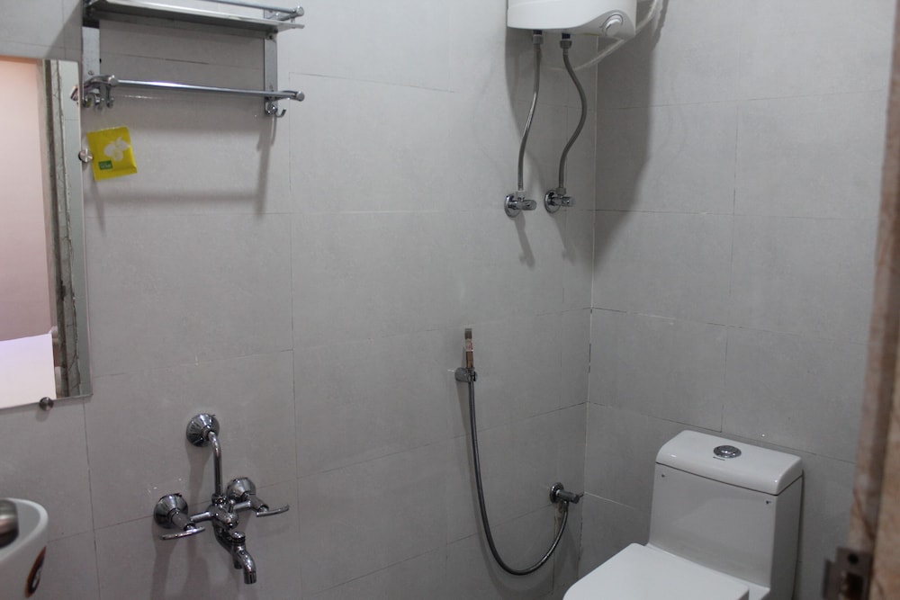 Hotel MJR - Free Pickup and Drop Temple, Sea Beach & Puri Railway Station