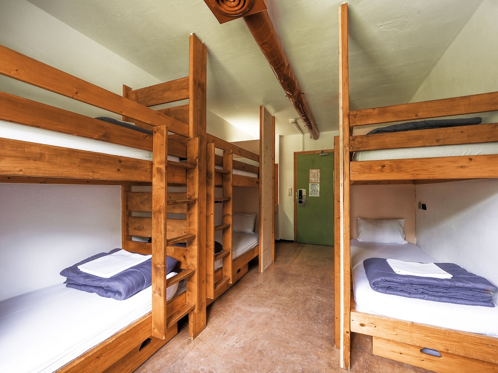 Auberge de Jeunesse HI Chamonix view 5