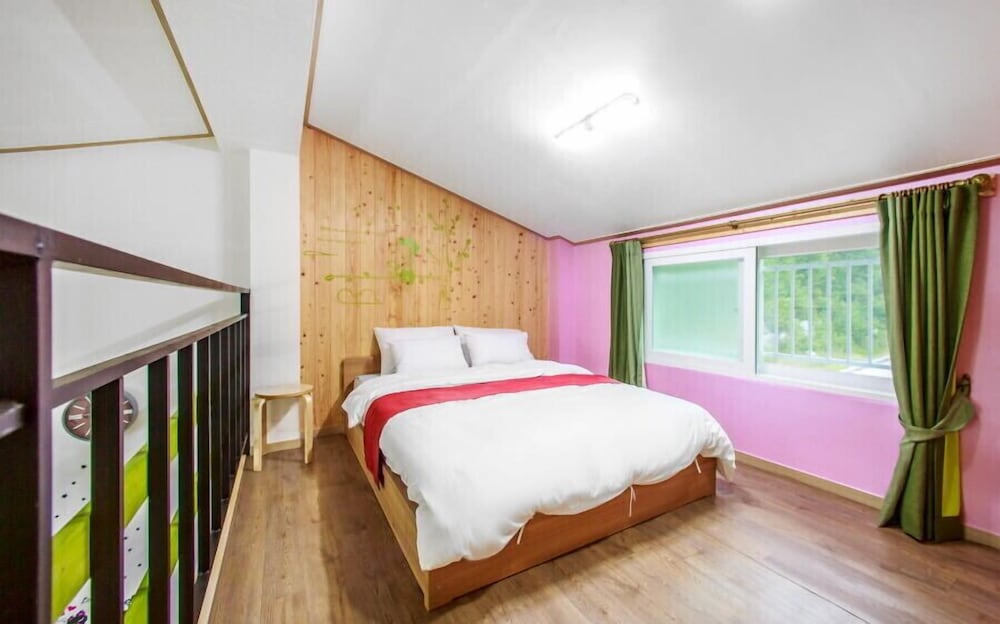 Dreaming Garret Pension
