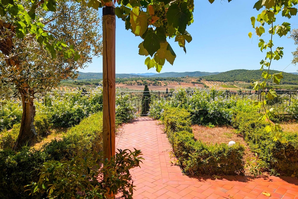 Villa Poggio al Coniglio a Suvereto con Piscina