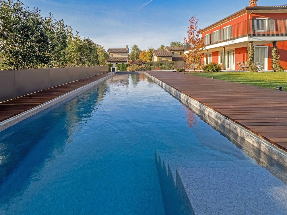 Luxury Golf Villa in Bogogno