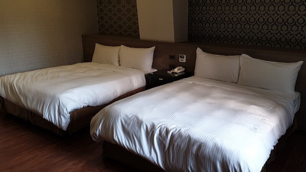 Crystal City Hotel view 3