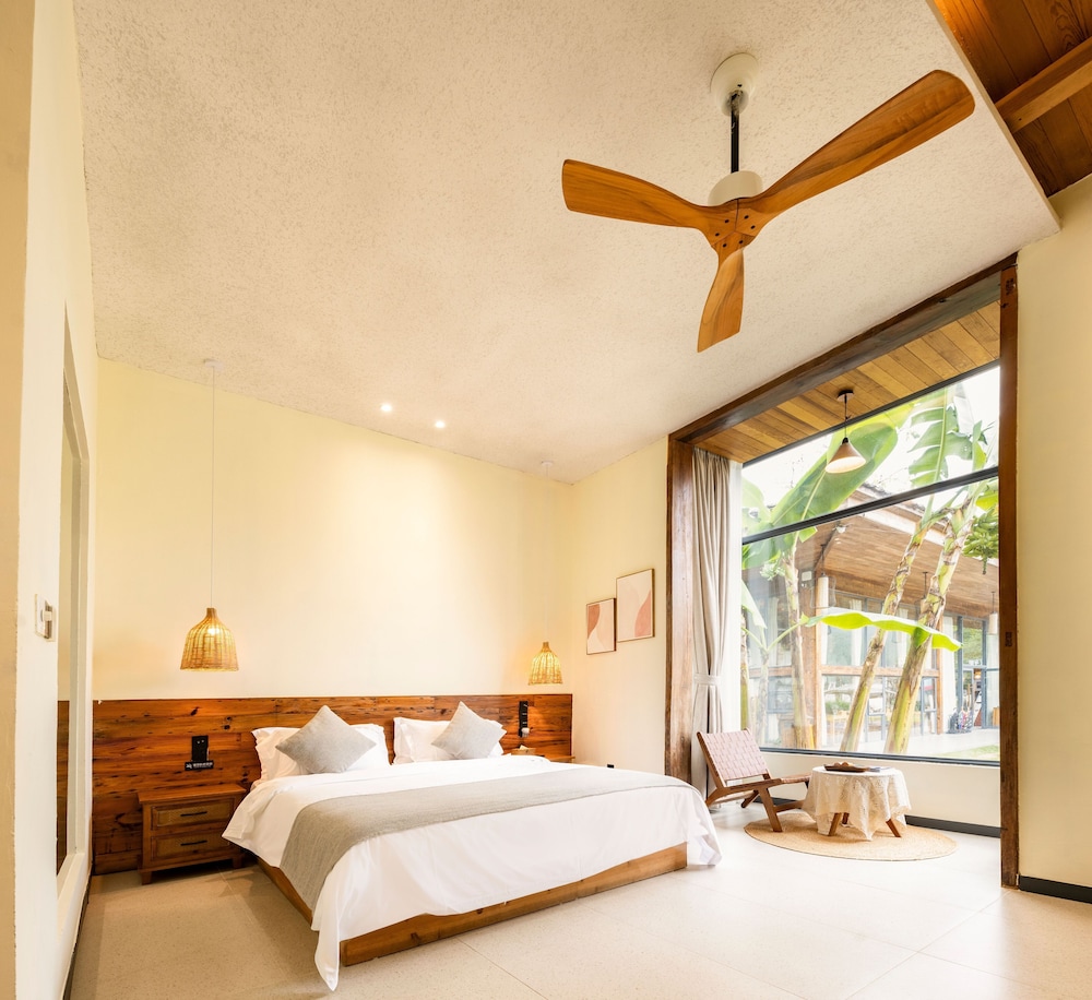 Yingde YeDuGu Resort