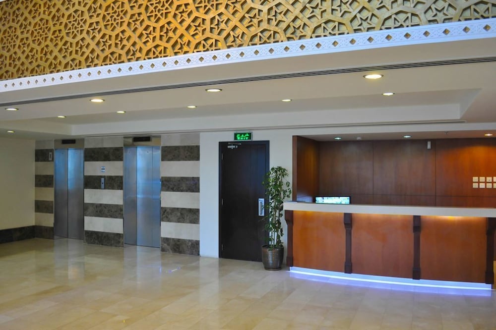 Golden Treasure Tower Family Apartment