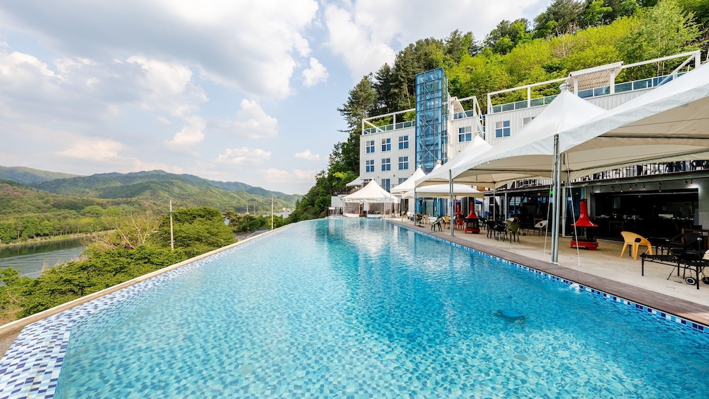 Gapyeong The VIP Pool Villa
