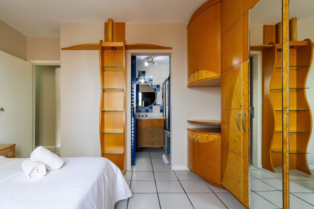 Ap w/ Balcony 200 m From the Beach Ingleses Vin202