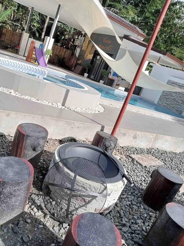 Serene Farmhouse Retreat in Alfonso, Cavite - Perfect for Family Getaways