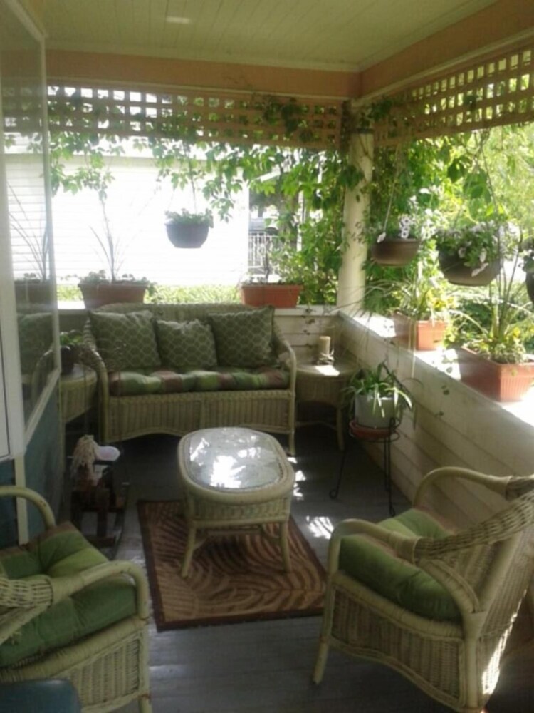 Phoenix House B&B